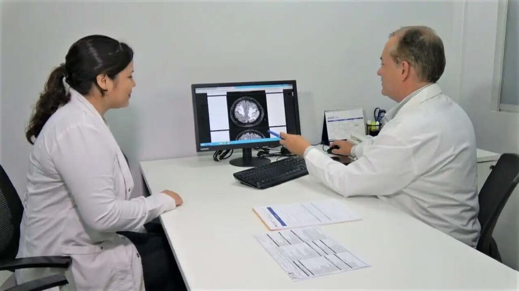 Guía paso a paso del tratamiento con Gamma Knife – Gamma Knife