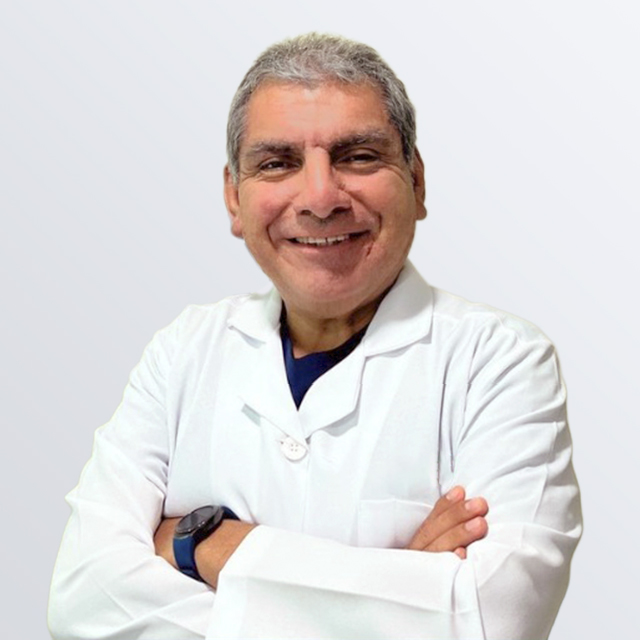 Dr. Alejandro Castillo